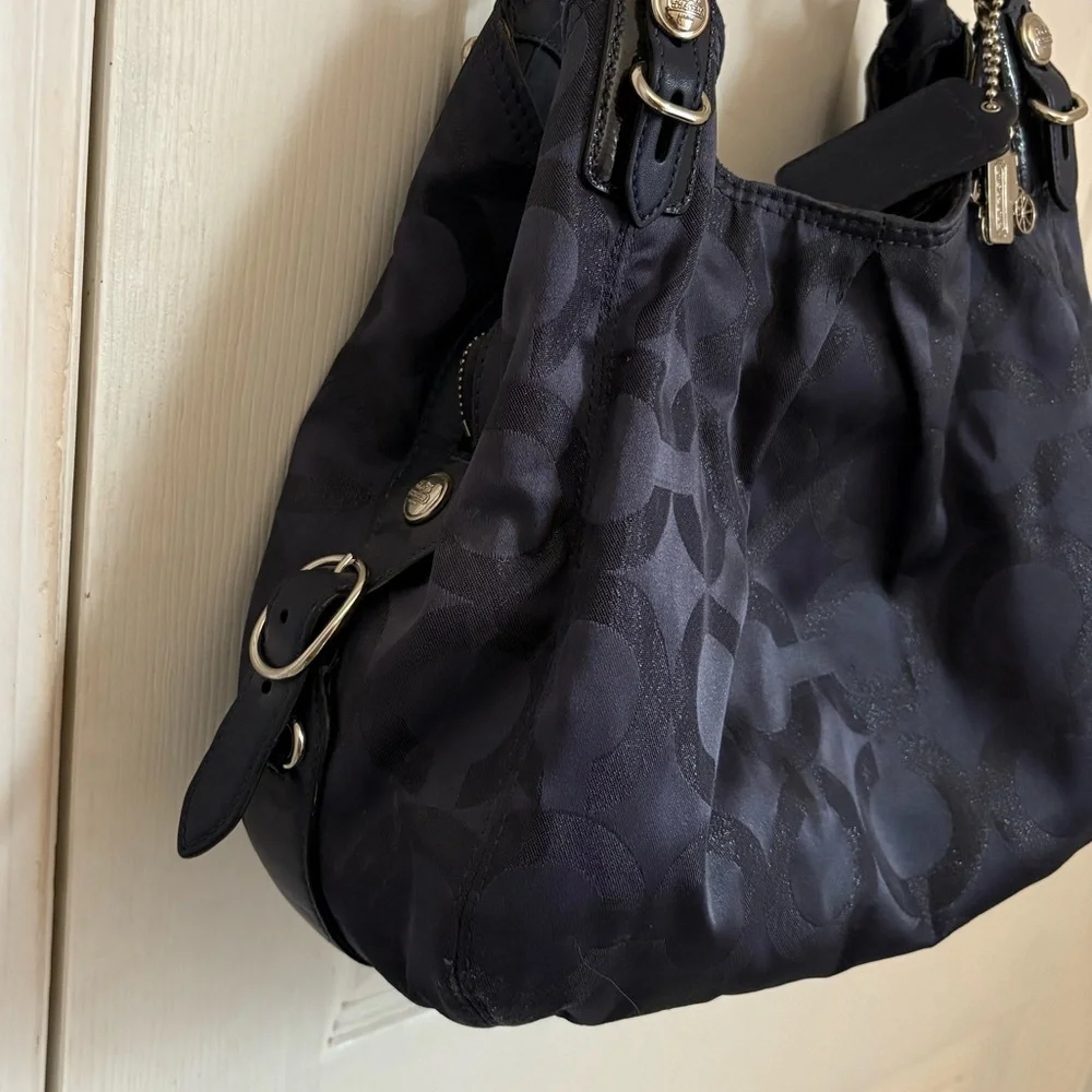 COACH Maggie Shoulder Bag in Navy with Silver Hardware - Picture 3 of 11